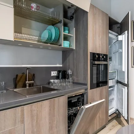 5 шагов до моря - Five Steps To The Sea Apartment Odesa
