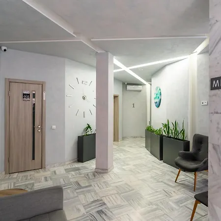 5 шагов до моря - Five Steps To The Sea Apartment *