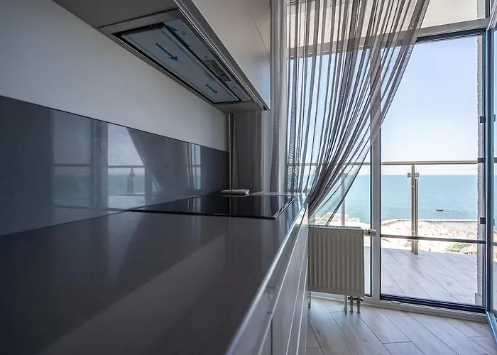 5 шагов до моря - Five Steps To The Sea *